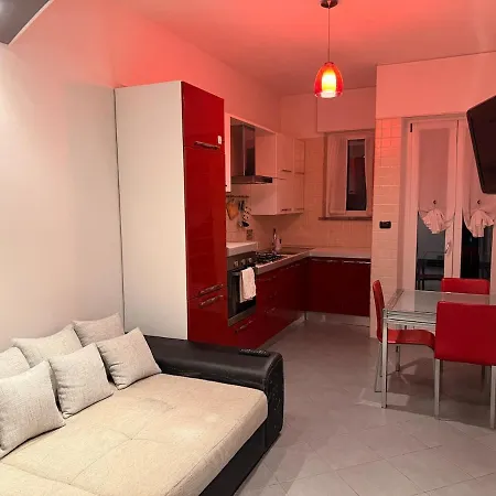Entire In Turin, Metro Station Appartement
